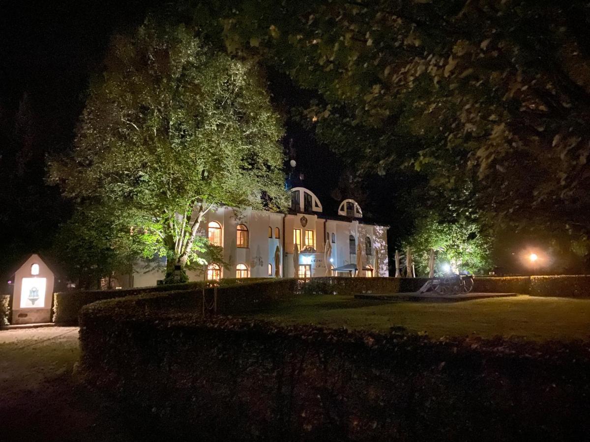 Lesni Hotel Perslak Нова-Быстршице Экстерьер фото